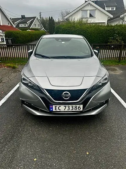 Nissan Leaf 2020 photo 2