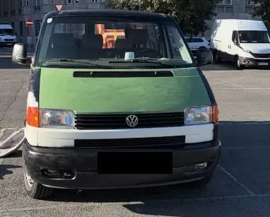 Volkswagen T4 1998 photo 3