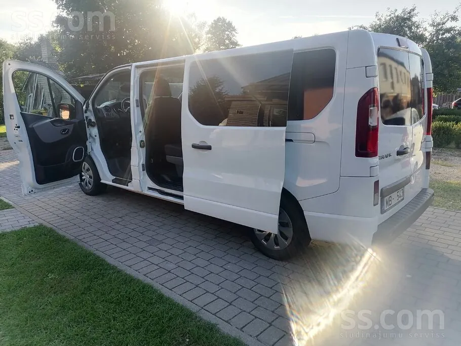 Renault Trafic 2016 photo 4