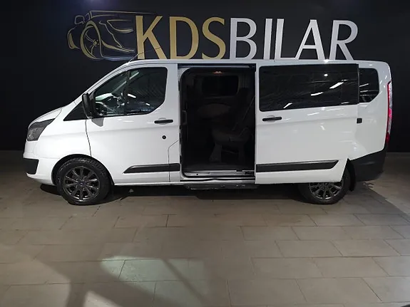 Ford Custom Tourneo 2017 photo 4