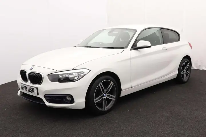 BMW 1 Series 2018 photo 3