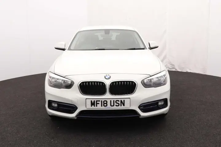 BMW 1 Series 2018 photo 2