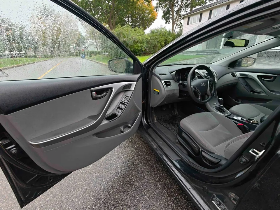 Hyundai Elantra 2014 photo 3