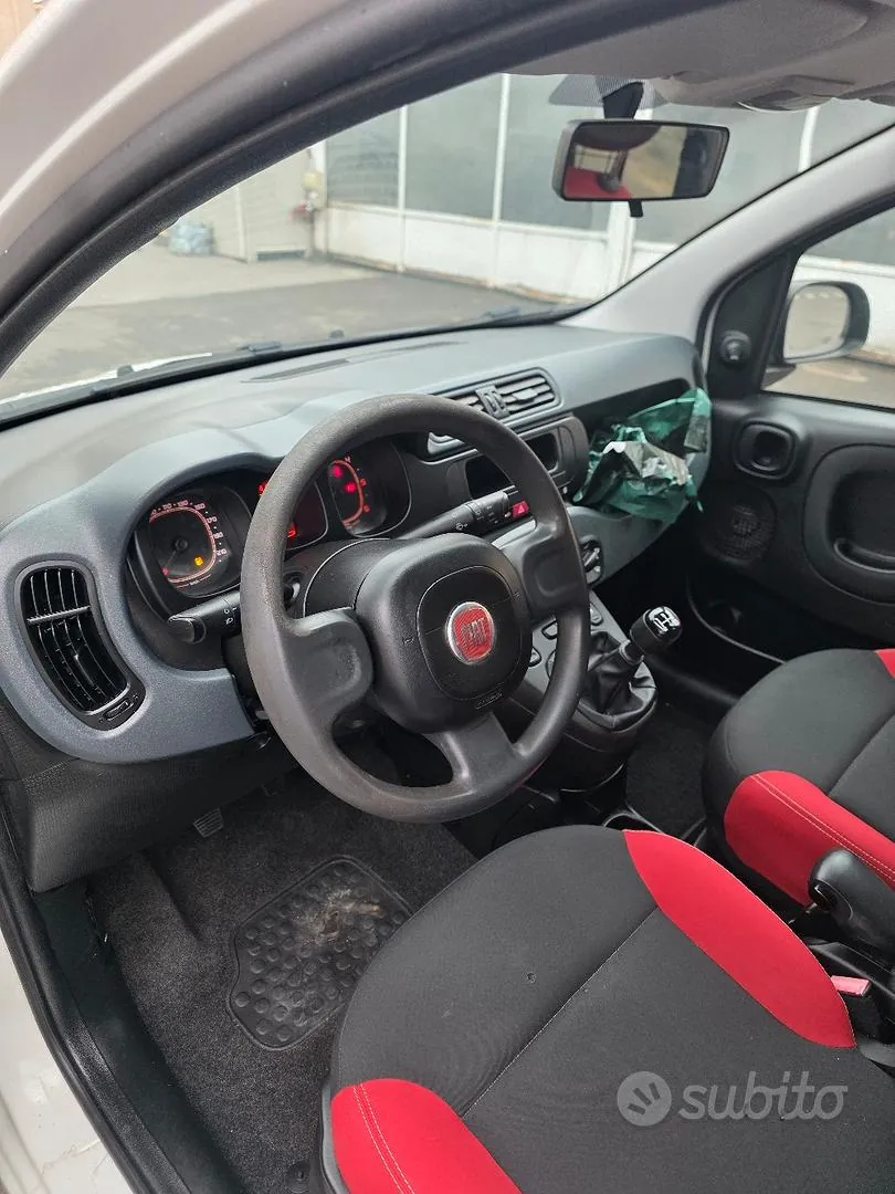 Fiat Panda 2018 photo 2