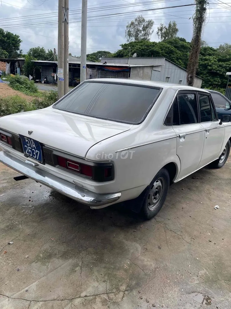 Toyota Corona 1970 photo 4
