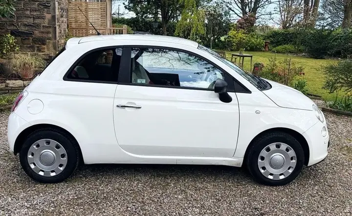 Fiat 500 2010 photo 3