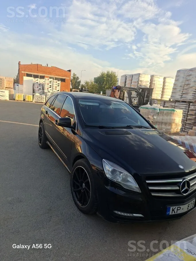 Mercedes-Benz R350