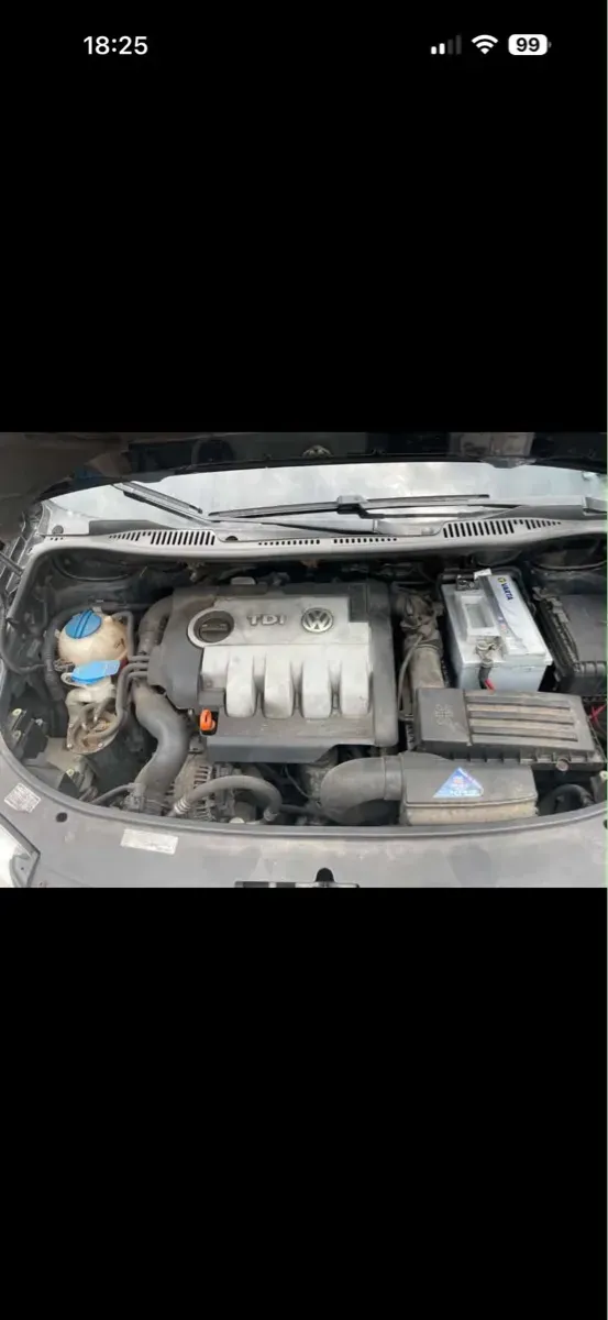 Volkswagen Touran 2007 photo 3