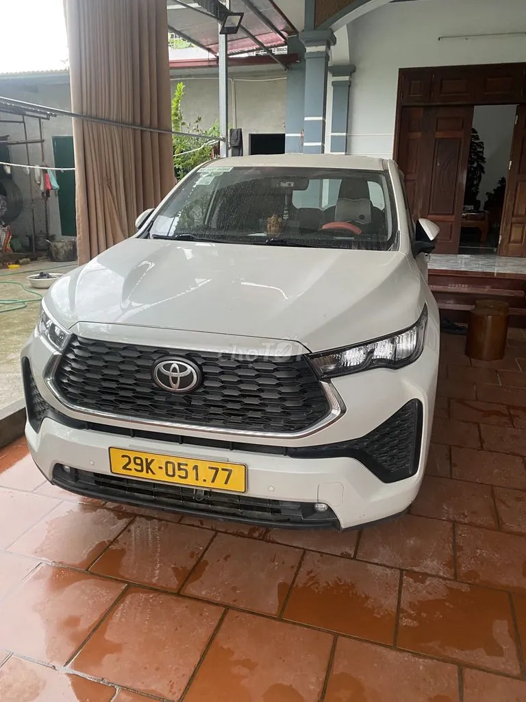Toyota Innova 2024 photo 2