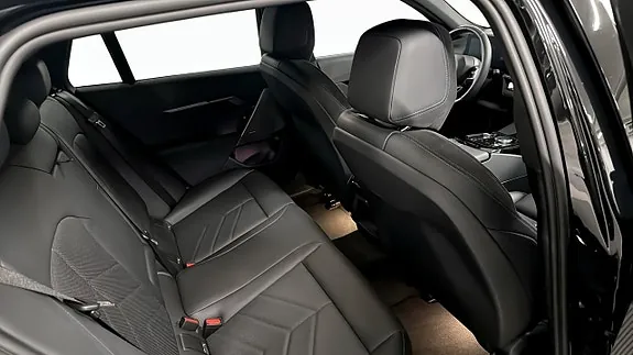 BMW 530E 2026 photo 5