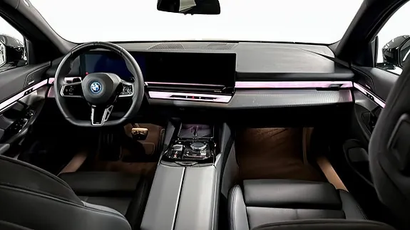 BMW 530E 2026 photo 4