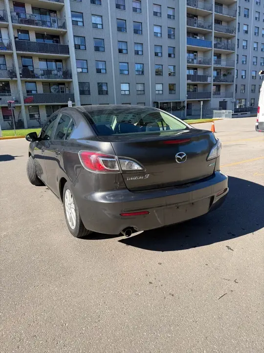 Mazda 3 2012 photo 3