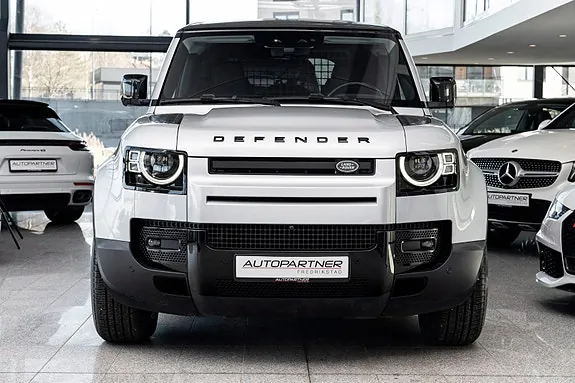 Land Rover Defender 110 2020 photo 4