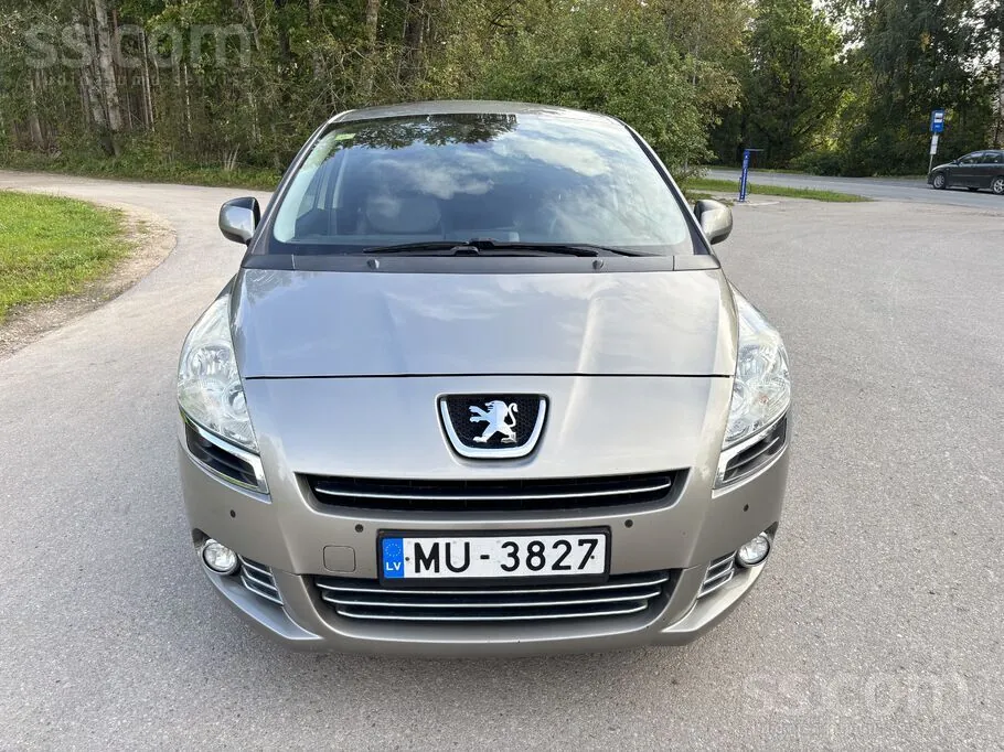 Peugeot 5008 2010 photo 3