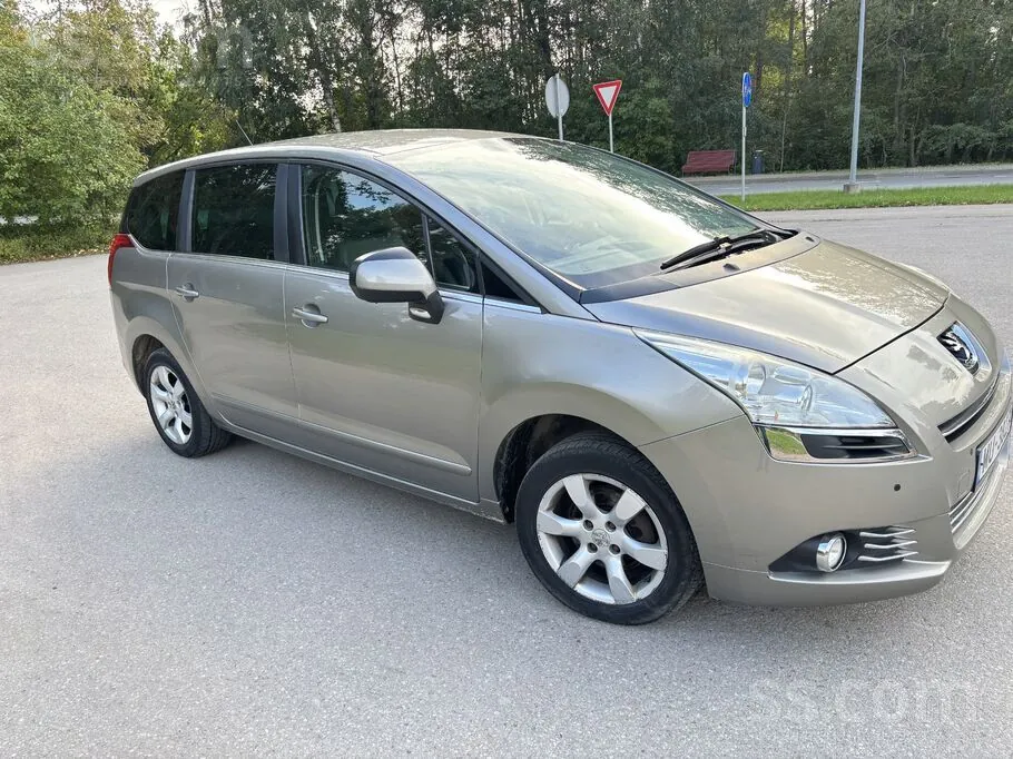 Peugeot 5008 2010 photo 2