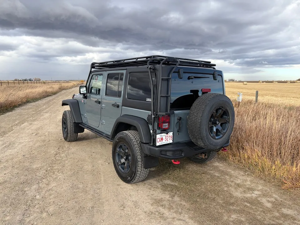 Jeep Wrangler Unlimited 2014 photo 2