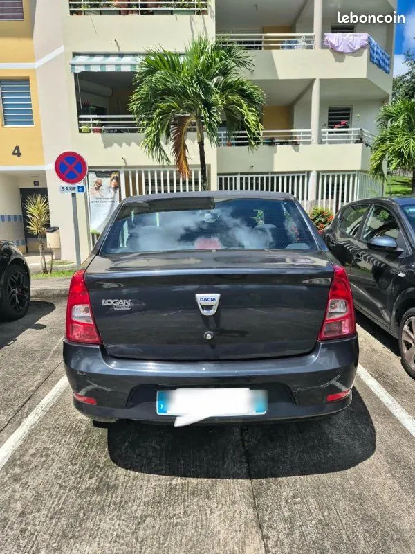 Dacia Logan 2011 photo 3