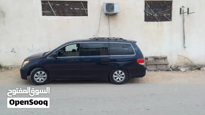 Honda Odyssey 2010 photo 5