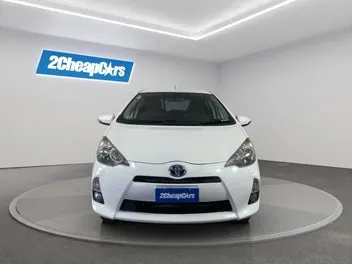 Toyota Aqua 2013 photo 3