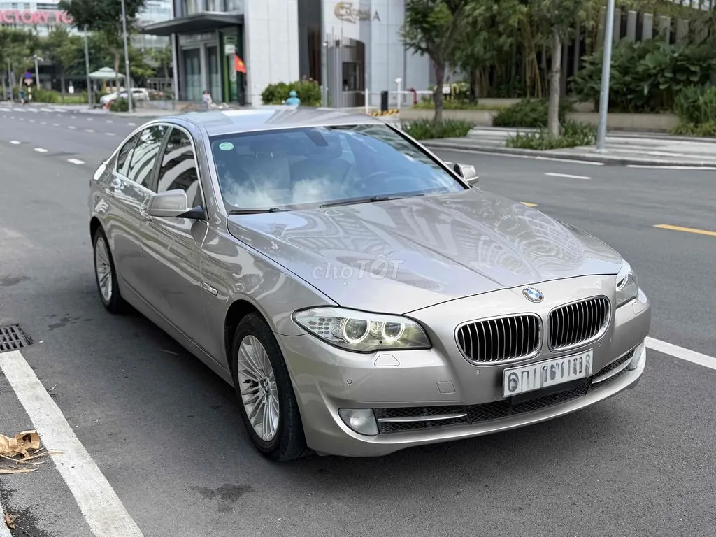 BMW 520I 2014 photo 2