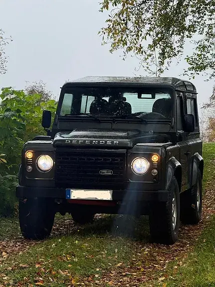 Land Rover Defender 90
