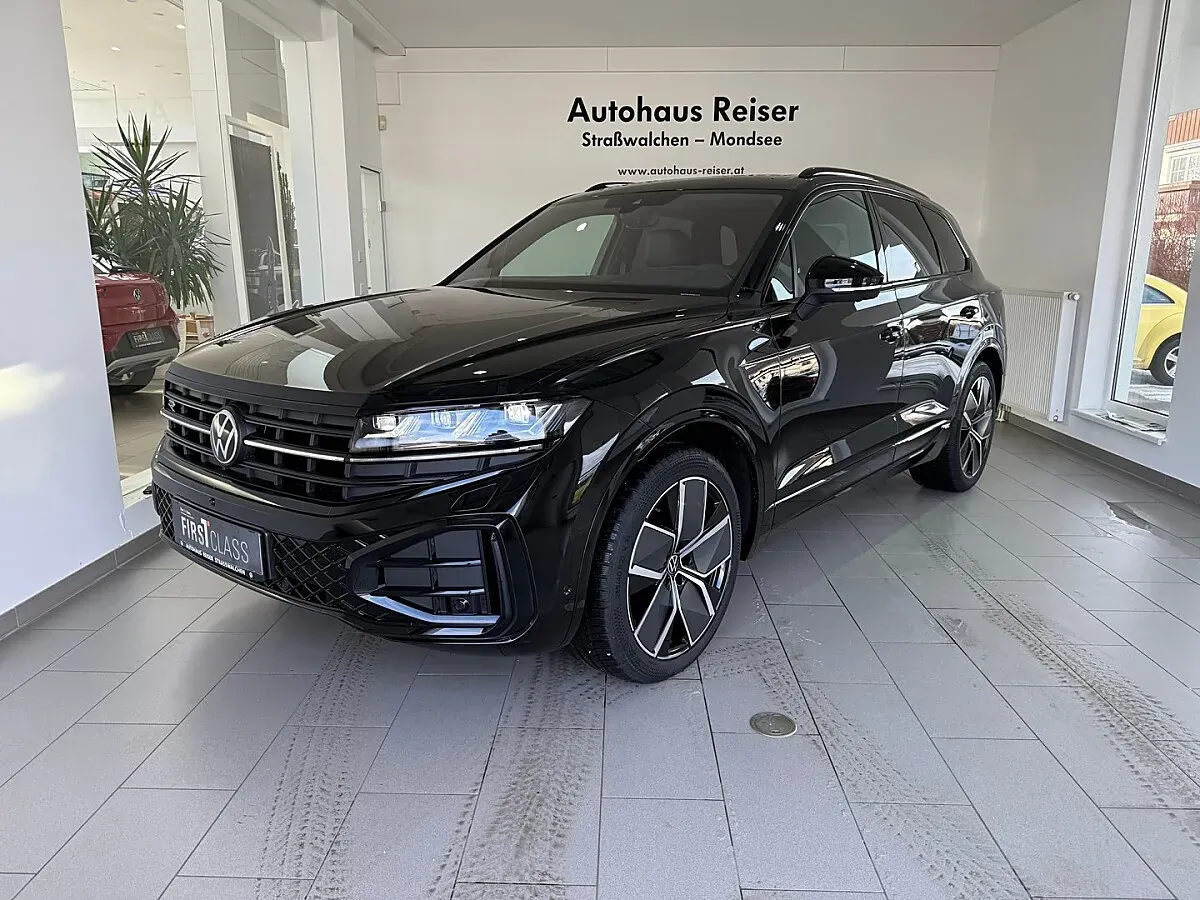 Volkswagen Touareg 2026 photo 2