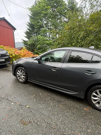Mazda 3 2016 photo 2
