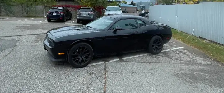 Dodge Challenger 2010 photo 3