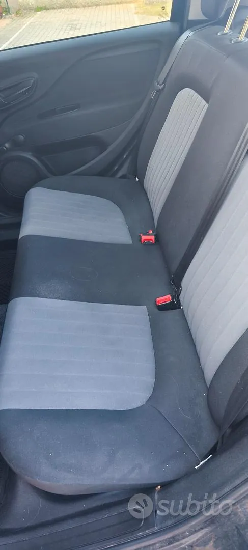 Fiat Grande Punto 2017 photo 4
