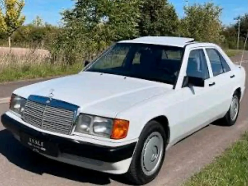 Mercedes-Benz 190D