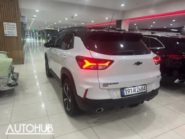 Chevrolet Trailblazer 2022 photo 2
