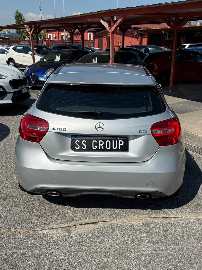 Mercedes-Benz A 180 2014 photo 4