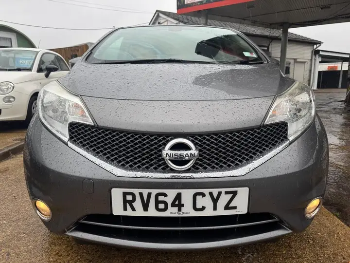 Nissan Note 2014 photo 2