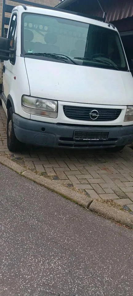 Opel Movano