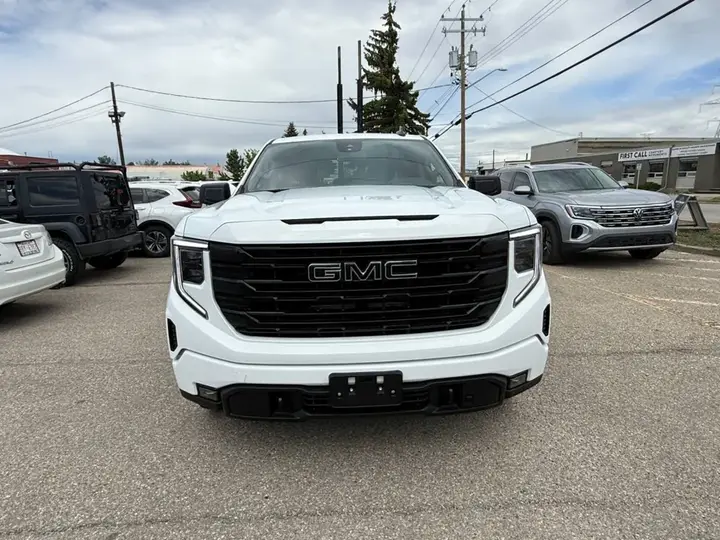 GMC Sierra 1500 2024 photo 2