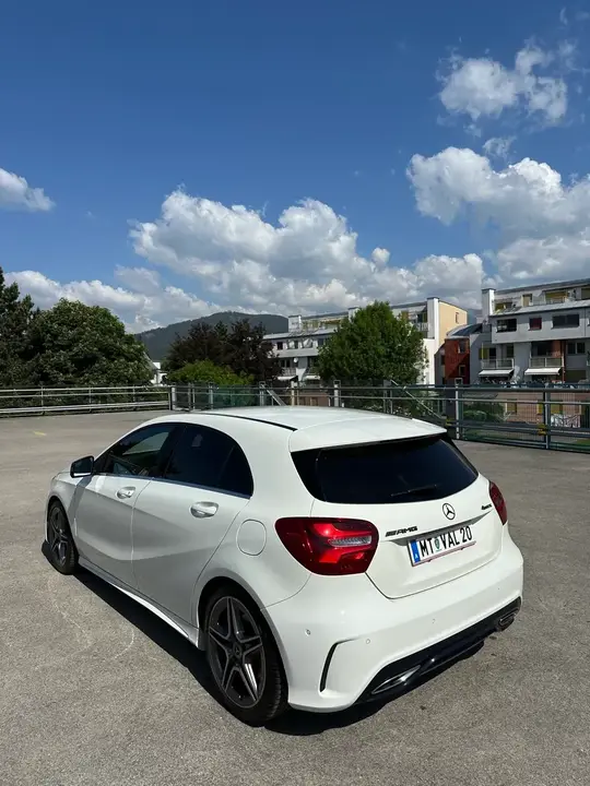 Mercedes-Benz A-Class 2017 photo 2