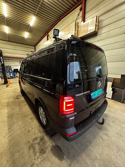 Volkswagen Transporter 2019 photo 3