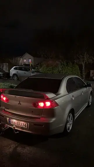 Mitsubishi Lancer 2009 photo 2
