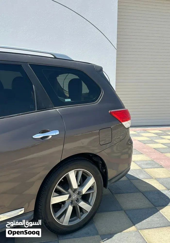 Nissan Pathfinder 2015 photo 3