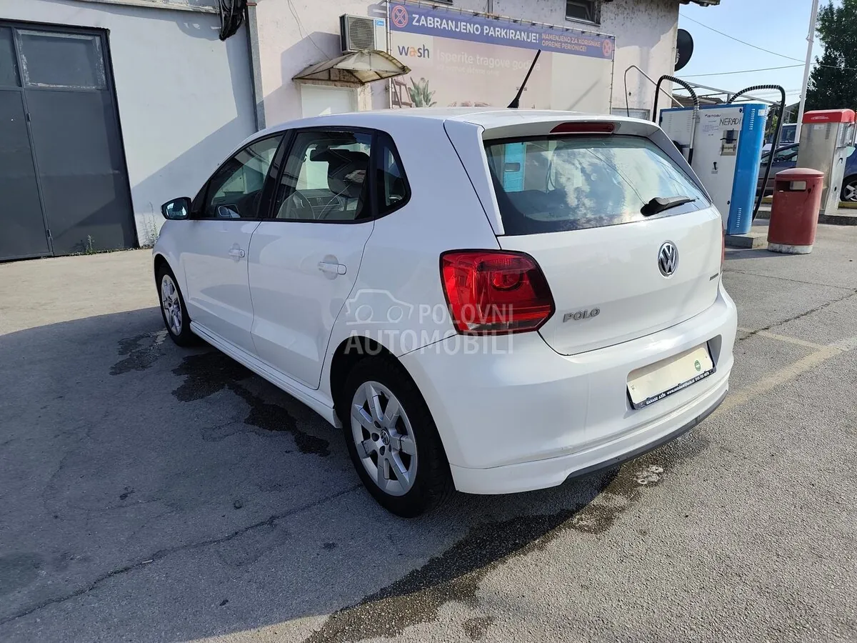 Volkswagen Polo 2011 photo 4