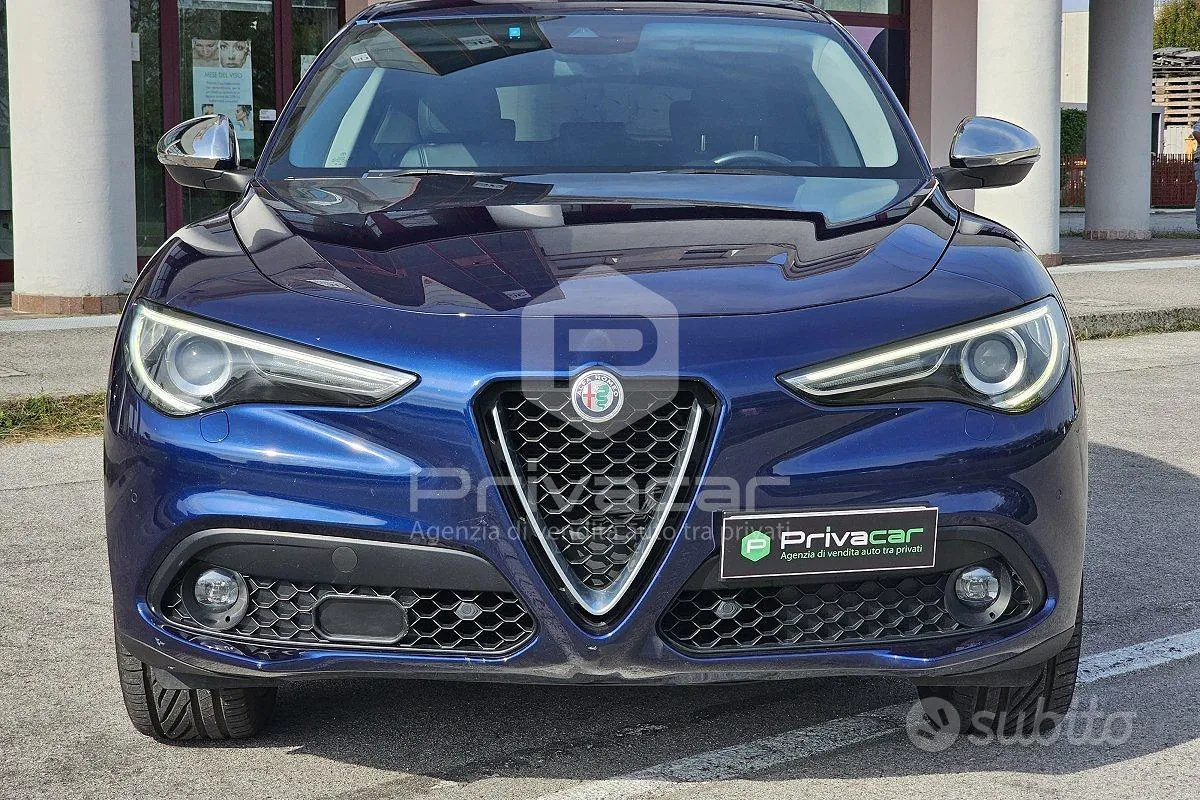 Alfa Romeo Stelvio 2017 photo 2
