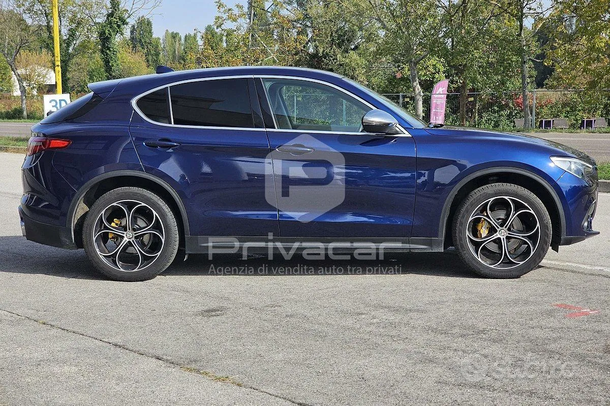 Alfa Romeo Stelvio 2017 photo 4