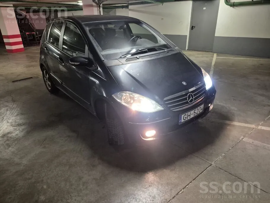 Mercedes-Benz A170 2004 photo 2