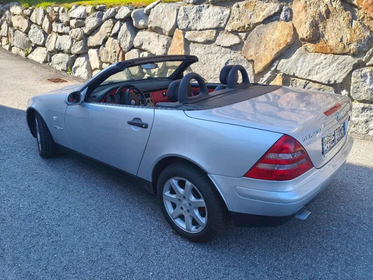 Mercedes-Benz Slk-Class 1997 photo 3