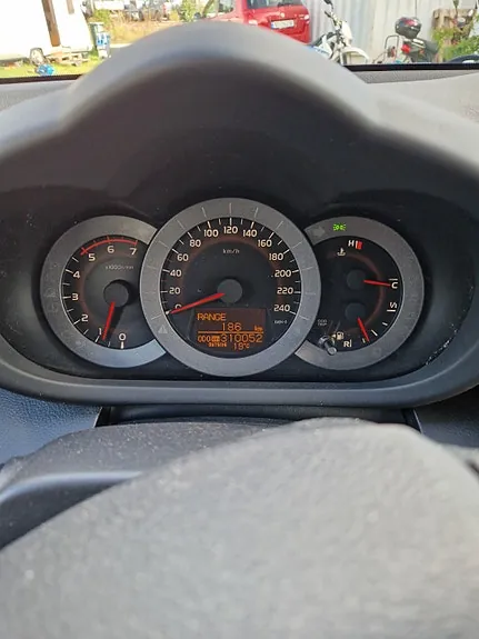 Toyota Rav4 2010 photo 4