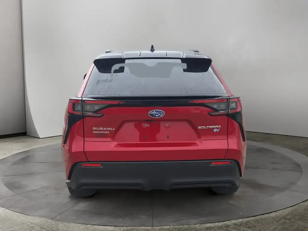 Subaru Solterra 2023 photo 4