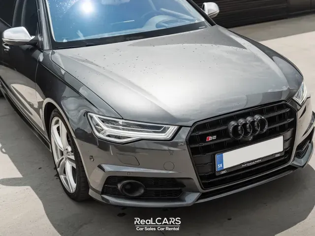 Audi S6 Avant