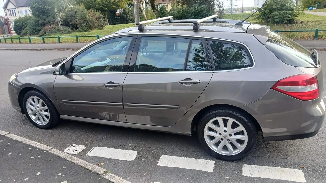 Renault Laguna 2008 photo 5