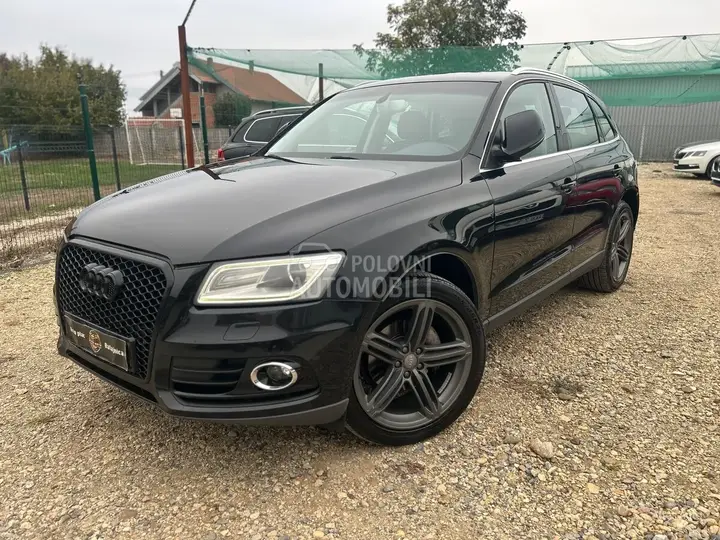 Audi Q5 2012 photo 2