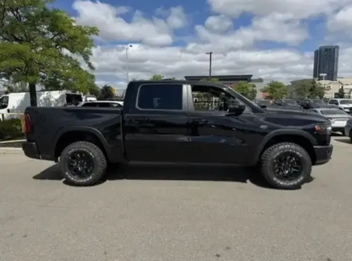 Ram 1500 Rebel 2026 photo 2